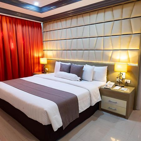 The Apo View Hotel Davao Bagian luar foto
