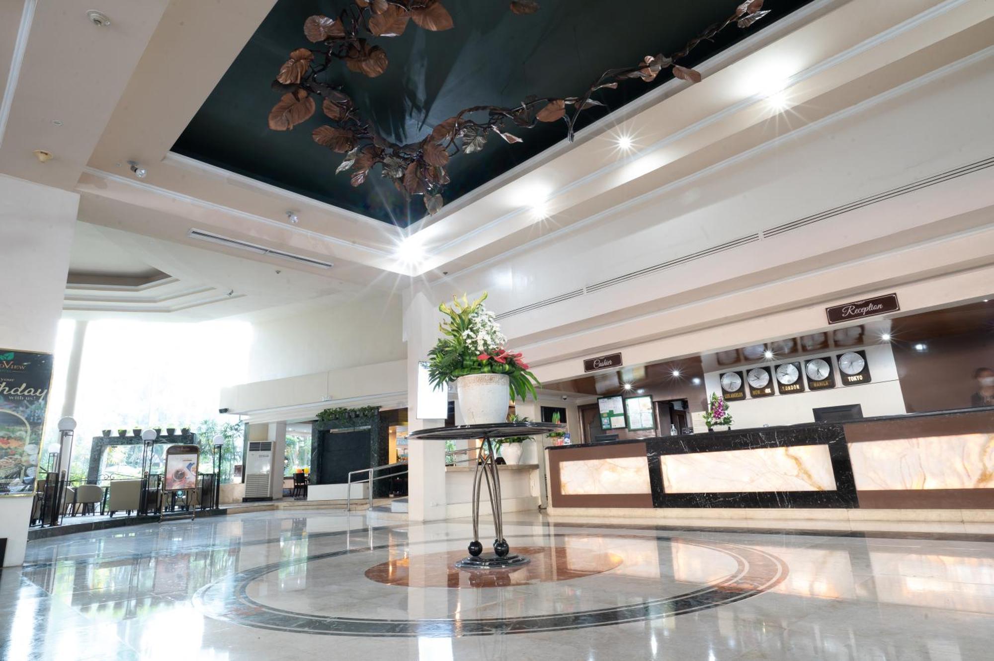 The Apo View Hotel Davao Bagian luar foto