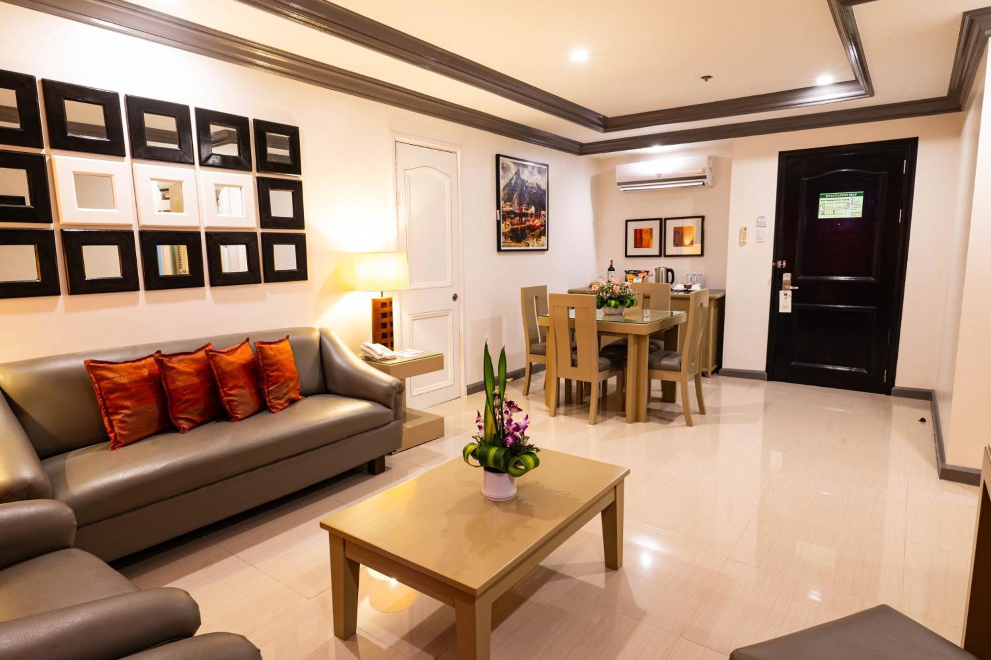 The Apo View Hotel Davao Bagian luar foto