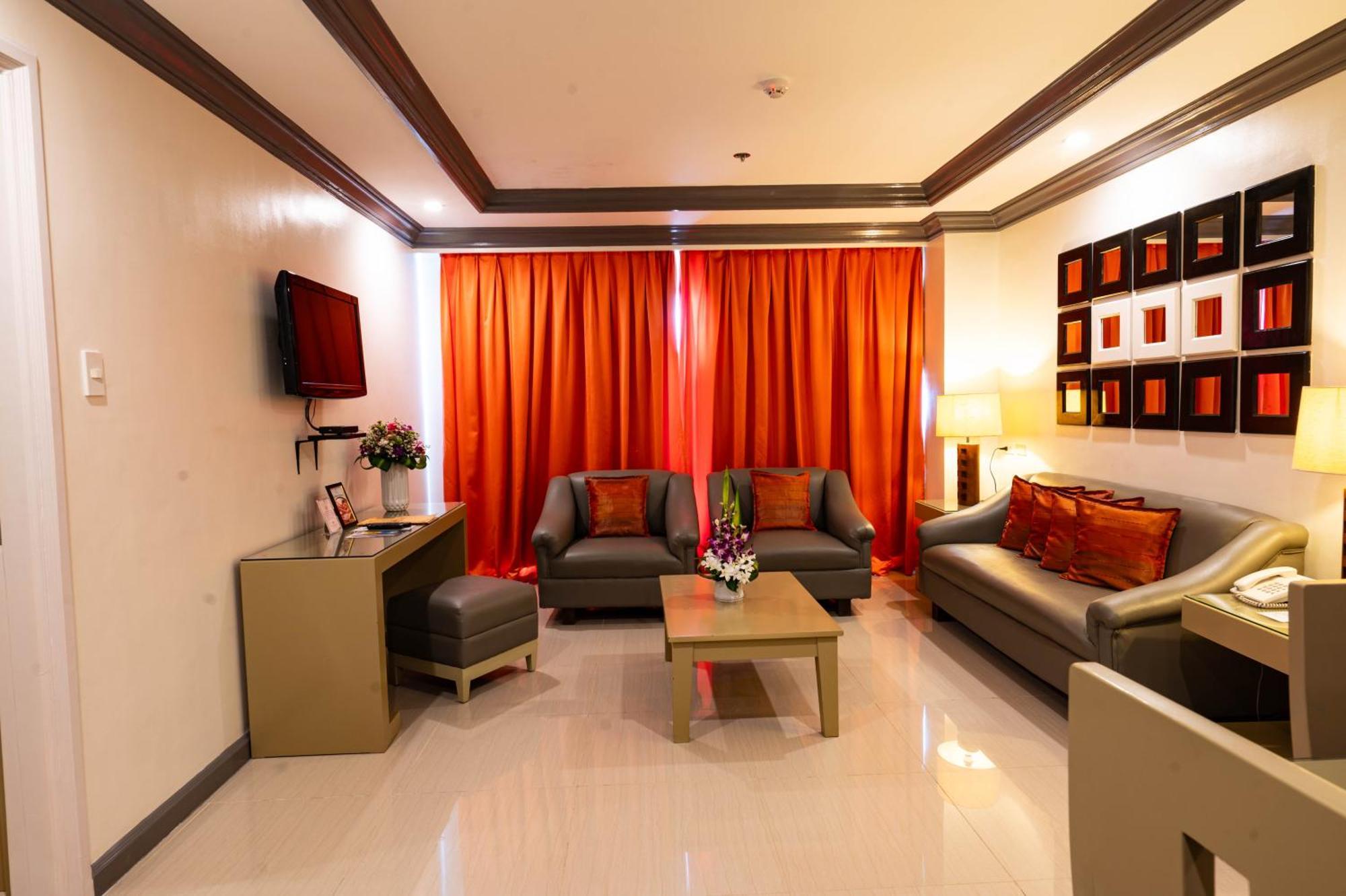 The Apo View Hotel Davao Bagian luar foto
