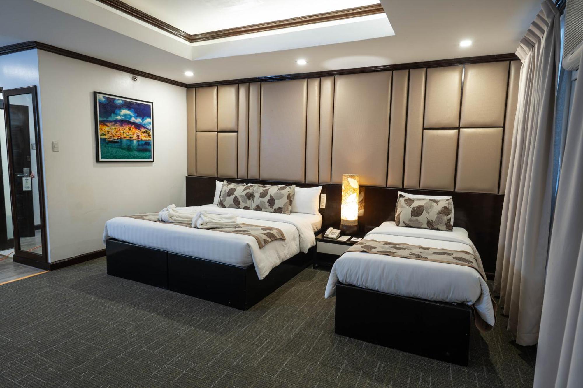 The Apo View Hotel Davao Bagian luar foto